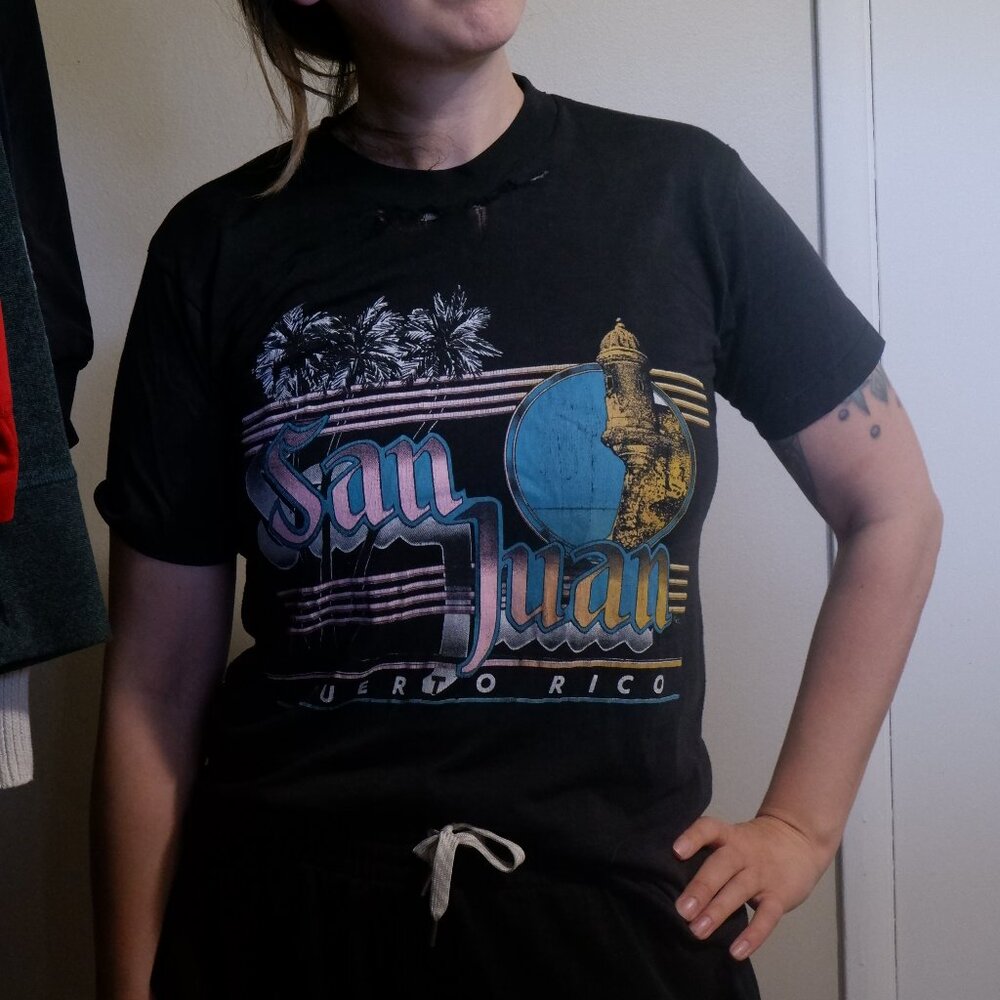 Thrashed Vintage San Juan Puerto Rico T Shirt Tee 80s 90s Vacation Souvenir